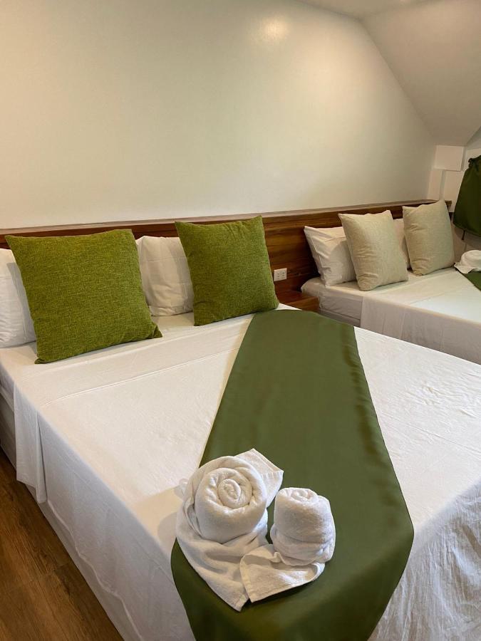 Royal - Port Barton Resort